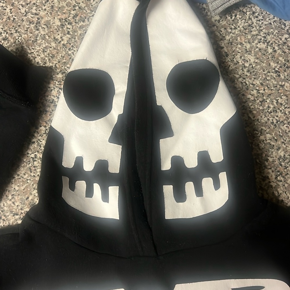 H&M cotton black white hoodie long sleeve skeleton rare Halloween ready 6-8 - Picture 2 of 6